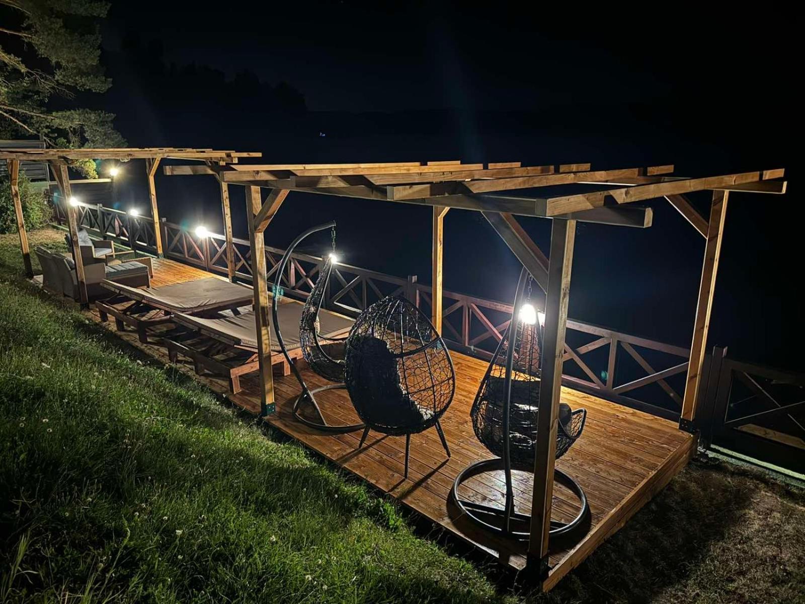 Villa Iskar Lake Residence By Bookvillabg Shtarkelovo Gnezdo Exterior foto